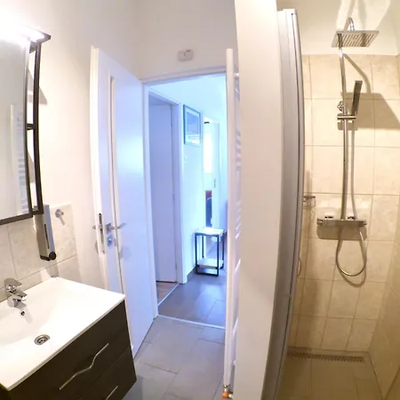 Apartman Quiet, Green, Relaxing Place - 2 Bedroom Balatonfüred